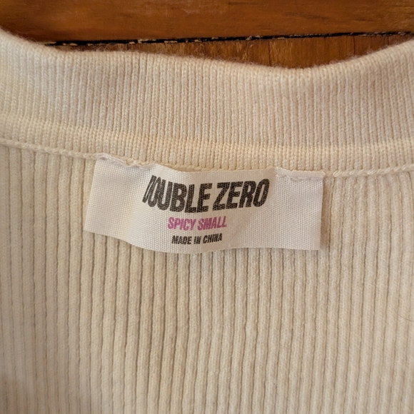 Double Zero Cream Ribbed Knit Top - Picture 2 of 3